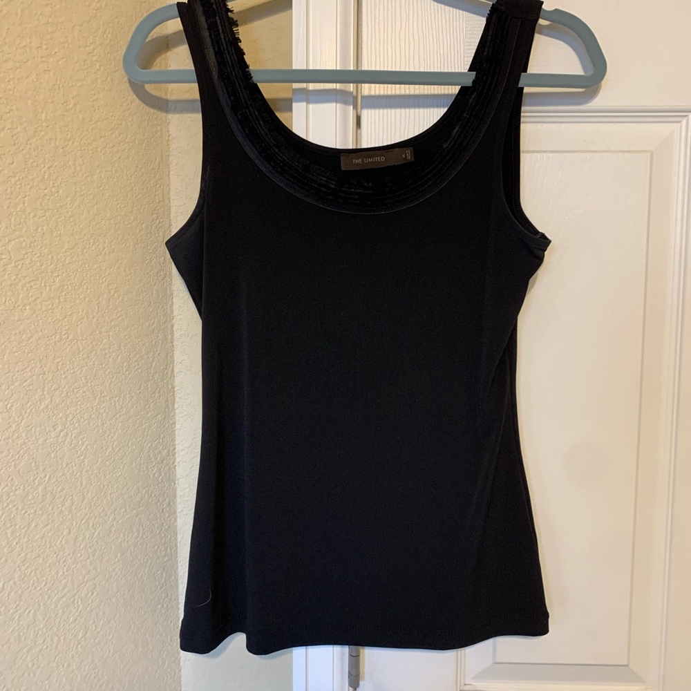 The Limited Black Fitted Sleeveless Tank Top